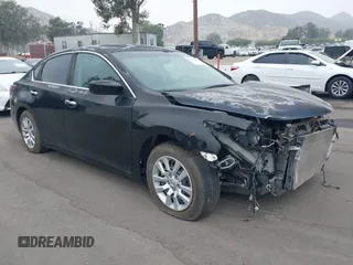 2015 Nissan Altima SL z VIN 1N4AL3AP3FC262763, wystawiony jako IAAI lot #42161376 z przebiegiem 41 012 mil mil oraz . Historia ofert i sprzedaży dostępna na DreamBid. Obrazek 1.