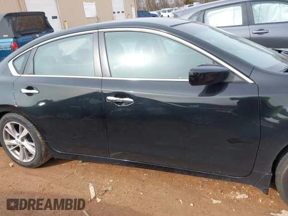 2013 Nissan Altima SV with VIN 1N4AL3AP8DC297232, listed as a IAAI auction lot 41410896 with 138,968 mi miles and . Bid and sale history available at carsss.com. Image 12.