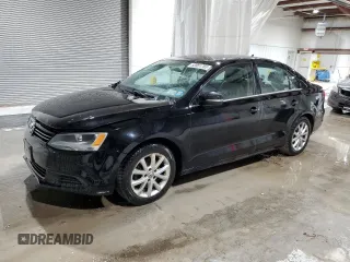 2013 Volkswagen Jetta SE z VIN 3VWDP7AJ5DM249908, wystawiony jako Copart lot #53951765 z przebiegiem 240 040 mil mil oraz Szkoda całkowita • Salvage title. Historia ofert i sprzedaży dostępna na DreamBid. Obrazek 1.