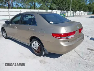 2003 Honda Accord LX z VIN 1HGCM66343A103346, wystawiony jako IAAI lot #41939613 z przebiegiem 231 328 mil mil oraz . Historia ofert i sprzedaży dostępna na DreamBid. Obrazek 3.