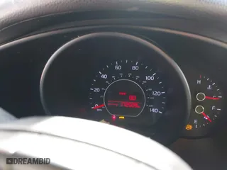 2018 Kia Soul with VIN KNDJN2A22J7565831, listed as a IAAI auction lot 41691580 with 174,286 mi miles. Bid and sale history available at carsss.com. Image 7.