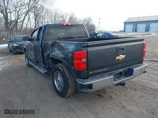 2014 Chevrolet Silverado 1500 LT with VIN 1GCRCREH4EZ404018, listed as a IAAI auction lot 41640371 with 96,068 mi miles. Bid and sale history available at carsss.com. Image 3.