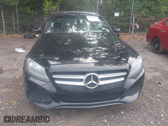 2018 Mercedes-Benz C 300 с VIN 55SWF4JB2JU248820, выставлен на аукционе IAAI как лот 42538805 с пробегом 148 140 миль миль и . История ставок и продаж доступна на DreamBid. Изображение 12.