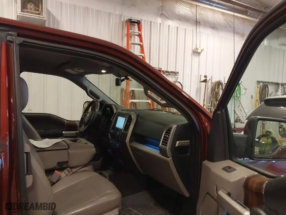 2015 Ford F-150 XLT with VIN 1FTFX1EF3FFA74334, listed as a IAAI auction lot 41523859 with 192,805 mi miles. Bid and sale history available at carsss.com. Image 5.