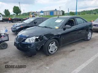 2008 Pontiac G6 1SV Value Leader z VIN 1G2ZF57B984250310, wystawiony jako IAAI lot #42248558 z przebiegiem 119 011 mil mil oraz . Historia ofert i sprzedaży dostępna na DreamBid. Obrazek 2.