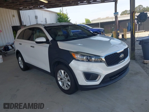 2017 Kia Sorento LX with VIN 5XYPG4A36HG280622, listed as a IAAI auction lot 42166037 with 87,194 mi miles. Bid and sale history available at carsss.com. Image 1.