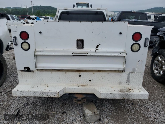 2015 Ford F-350 XL с VIN 1FTBF3A65FEA63831, выставлен на аукционе Copart как лот 58164065 с пробегом 230 557 миль миль и Списание • Salvage title. История ставок и продаж доступна на DreamBid. Изображение 6.
