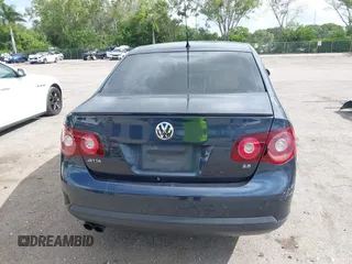 2010 Volkswagen Jetta SEL with VIN 3VWRX7AJ4AM155780, listed as a IAAI auction lot 42670291 with 146,409 mi miles and . Bid and sale history available at DreamBid. Image 16.