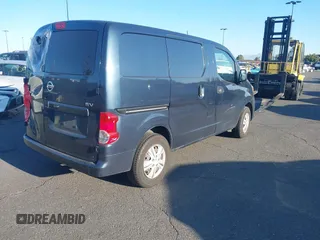 2015 Nissan NV200 SV with VIN 3N6CM0KN9FK703833, listed as a IAAI auction lot 41956251 with 259,155 mi miles. Bid and sale history available at carsss.com. Image 4.