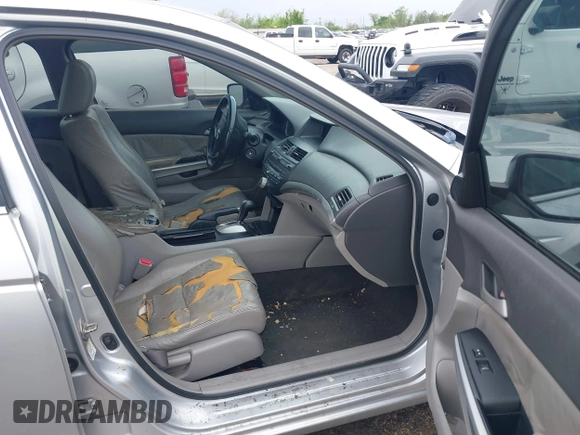2009 Honda Accord EX-L z VIN 1HGCP26899A104089, wystawiony jako IAAI lot #41897066 z przebiegiem 197 573 mil mil oraz . Historia ofert i sprzedaży dostępna na DreamBid. Obrazek 5.