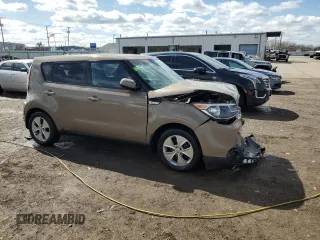 2015 Kia Soul with VIN KNDJN2A24F7120725, listed as a Copart auction lot 49513545 with 102,519 mi miles and Salvage Title. Bid and sale history available at DreamBid. Image 4.