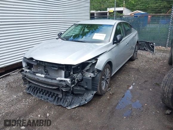 2024 Nissan Altima SV с VIN 1N4BL4DV2RN375620, выставлен на аукционе IAAI как лот 42526830 с пробегом 33 157 миль миль и . История ставок и продаж доступна на DreamBid. Изображение 2.
