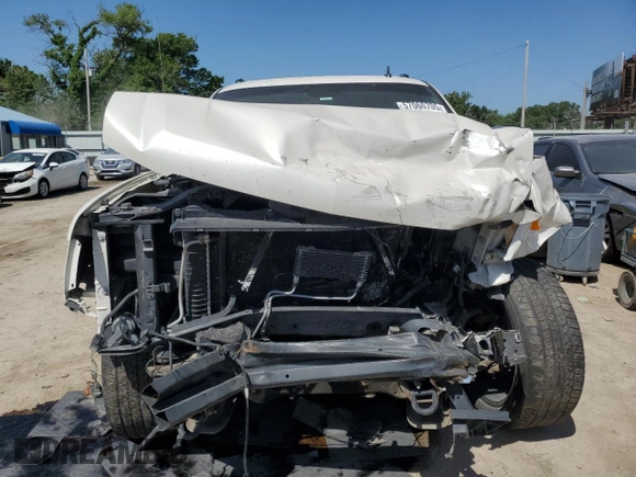 2010 Chevrolet Avalanche LTZ z VIN 3GNVKGE03AG178135, wystawiony jako Copart lot #57060705 z przebiegiem 137 675 mil mil oraz Szkoda całkowita • Salvage title. Historia ofert i sprzedaży dostępna na DreamBid. Obrazek 5.