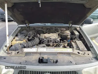 2000 Mercury Mountaineer with VIN 4M2ZU86P8YUJ07066, listed as a IAAI auction lot 42114617 with 233,146 mi miles. Bid and sale history available at carsss.com. Image 10.