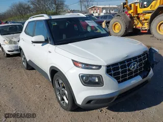2022 Hyundai Venue SEL with VIN KMHRC8A32NU163864, listed as a IAAI auction lot 41814492 with 99,957 mi miles. Bid and sale history available at carsss.com. Image 1.