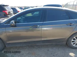 2017 Ford Fusion S with VIN 3FA6P0G72HR140903, listed as a IAAI auction lot 41782272 with 180,064 mi miles. Bid and sale history available at carsss.com. Image 14.