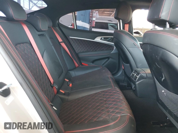 2022 Genesis G70 3.3T with VIN KMTG54TE6NU097060, listed as a Copart auction lot 61987105 with 21,878 mi miles and Salvage title. Bid and sale history available at DreamBid. Image 10.