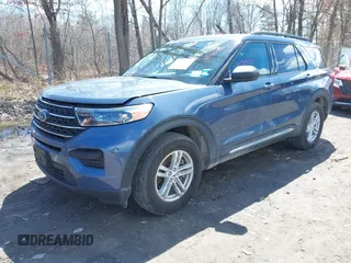 2021 Ford Explorer XLT with VIN 1FMSK8DH5MGB75550, listed as a IAAI auction lot 41989725 with 30,069 mi miles. Bid and sale history available at carsss.com. Image 17.