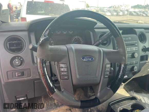 2013 Ford F-150 XL с VIN 1FTFX1EF1DKE89253, выставлен на аукционе IAAI как лот 42575807 с пробегом 211 037 миль миль и . История ставок и продаж доступна на DreamBid. Изображение 32.