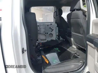 2020 Ford F-150 XL z VIN 1FTEW1CP5LKE39528, wystawiony jako IAAI lot #41826420 z przebiegiem 44 570 mil mil oraz . Historia ofert i sprzedaży dostępna na DreamBid. Obrazek 8.