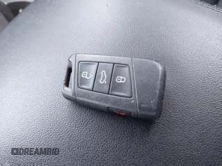 2018 Volkswagen Atlas SE с VIN 1V2KR2CA6JC576835, выставлен на аукционе IAAI как лот 42174916 с пробегом 153 322 миль миль и . История ставок и продаж доступна на DreamBid. Изображение 11.