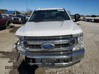 2020 Ford F-250 XL with VIN 1FT7X2A61LED40080, listed as a Copart auction lot 88605525 with 137,972 mi miles and Salvage title. Bid and sale history available at DreamBid. Image 5.