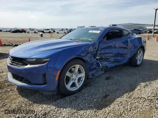 2021 Chevrolet Camaro 1LT with VIN 1G1FB1RX2M0142472, listed as a Copart auction lot 45917275 with 0 mi miles and Salvage Title. Bid and sale history available at carsss.com. Image 1.