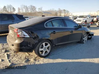 2013 Volvo S60 T5 with VIN YV1612FH3D2176304, listed as a Copart auction lot 46753425 with 117,978 mi miles and Salvage Title. Bid and sale history available at carsss.com. Image 3.