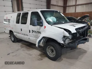 2011 Ford Econoline Cargo Commercial z VIN 1FTSS3EL8BDA24095, wystawiony jako IAAI lot #42349095 z przebiegiem 219 482 mil mil oraz . Historia ofert i sprzedaży dostępna na DreamBid. Obrazek 1.