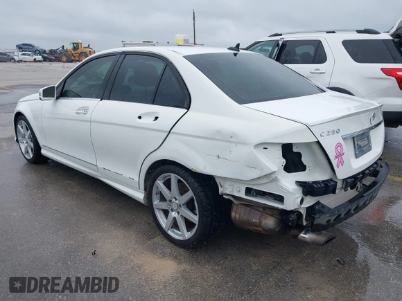 2014 Mercedes-Benz C 250 Sport с VIN WDDGF4HB0EA958816, выставлен на аукционе IAAI как лот 42150390 с пробегом 89 358 миль миль и . История ставок и продаж доступна на DreamBid. Изображение 3.