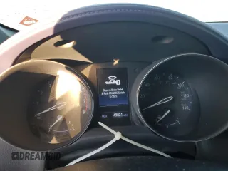 2020 Toyota C-HR LE z VIN JTNKHMBX1L1092779, wystawiony jako Copart lot #43259495 z przebiegiem 49 821 mil mil oraz Szkoda całkowita • Salvage title. Historia ofert i sprzedaży dostępna na DreamBid. Obrazek 9.