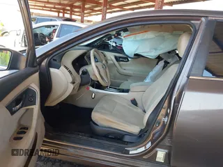2015 Nissan Altima SL z VIN 1N4AL3AP0FC233740, wystawiony jako IAAI lot #42239684 z przebiegiem 111 970 mil mil oraz . Historia ofert i sprzedaży dostępna na DreamBid. Obrazek 5.