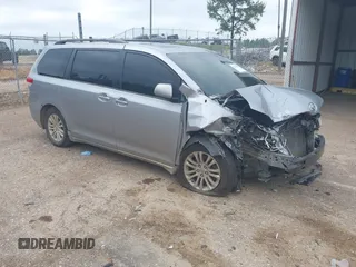2012 Toyota Sienna XLE AAS с VIN 5TDYK3DC8CS276589, выставлен на аукционе IAAI как лот 42252242 с пробегом 221 618 миль миль и . История ставок и продаж доступна на DreamBid. Изображение 1.
