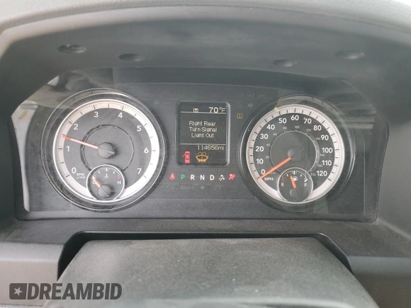 2020 Ram 1500 Tradesman z VIN 1C6RR6FG5LS128402, wystawiony jako Copart lot #53482865 z przebiegiem 114 656 mil mil oraz Szkoda całkowita • Salvage title. Historia ofert i sprzedaży dostępna na DreamBid. Obrazek 9.