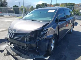2011 Toyota Sienna with VIN 5TDZK3DC0BS078642, listed as a IAAI auction lot 41802147 with 263,309 mi miles. Bid and sale history available at carsss.com. Image 2.