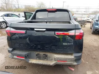 2022 Hyundai Santa Cruz Limited z VIN 5NTJEDAF9NH008643, wystawiony jako IAAI lot #41869567 z przebiegiem 49 297 mil mil oraz . Historia ofert i sprzedaży dostępna na DreamBid. Obrazek 17.