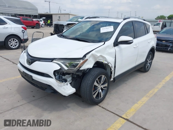 2018 Toyota RAV4 XLE с VIN JTMWFREV3JD121908, выставлен на аукционе IAAI как лот 42140675 с пробегом 114 819 миль миль и . История ставок и продаж доступна на DreamBid. Изображение 17.