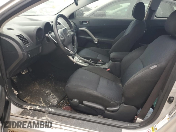 2010 Scion tC z VIN JTKDE3B75A0313196, wystawiony jako Copart lot #50971855 z przebiegiem 87 673 mil mil oraz Szkoda całkowita • Salvage title. Historia ofert i sprzedaży dostępna na DreamBid. Obrazek 7.