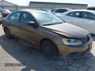 2015 Volkswagen Jetta Sedan 2.0L S with VIN 3VW2K7AJ6FM406757, listed as a IAAI auction lot 42013722 with 220,877 mi miles. Bid and sale history available at carsss.com. Image 1.