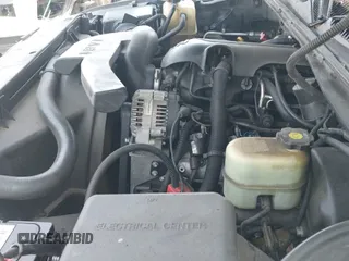 2002 Chevrolet Tahoe LS с VIN 1GNEC13Z42R185463, выставлен на аукционе IAAI как лот 42592440 с пробегом 165 870 миль миль и . История ставок и продаж доступна на DreamBid. Изображение 11.