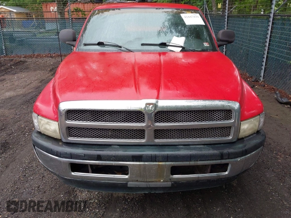 1999 Dodge 1500 z VIN 3B7HC13Y7XG114147, wystawiony jako IAAI lot #42447439 z przebiegiem 172 595 mil mil oraz . Historia ofert i sprzedaży dostępna na DreamBid. Obrazek 6.