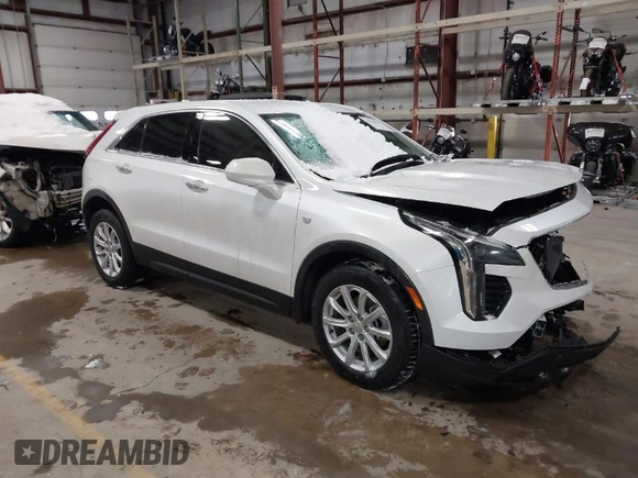 2022 Cadillac XT4 AWD Luxury with VIN 1GYFZBR45NF137676, listed as a IAAI auction lot 41614350 with 38,855 mi miles and . Bid and sale history available at carsss.com. Image 1.