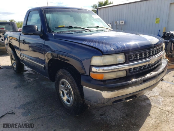 2000 Chevrolet Silverado 1500 with VIN 1GCEK14V7YZ206516, listed as a Copart auction lot 61213624 with 267,465 mi miles and Salvage Title. Bid and sale history available at carsss.com. Image 4.