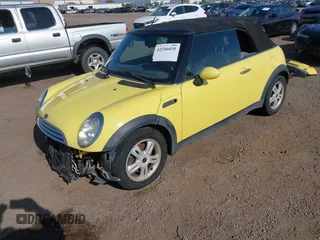 2005 MINI Convertible with VIN WMWRF33435TG11068, listed as a IAAI auction lot 42346035 with 147,367 mi miles and . Bid and sale history available at DreamBid. Image 17.