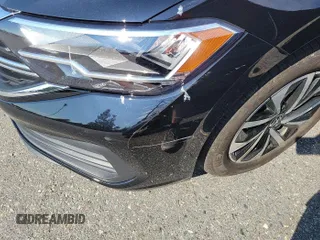 2024 Volkswagen Jetta S с VIN 3VW5M7BU2RM079505, выставлен на аукционе IAAI как лот 42808841 с пробегом 21 446 миль миль и . История ставок и продаж доступна на DreamBid. Изображение 23.