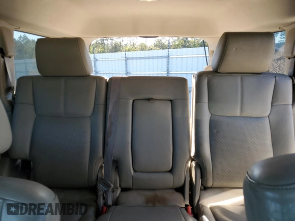 2007 Jeep Commander Limited с VIN 1J8HH58207C585310, выставлен на аукционе Copart как лот 42611425 с пробегом 236 781 миль миль и Списание • Salvage title. История ставок и продаж доступна на DreamBid. Изображение 10.