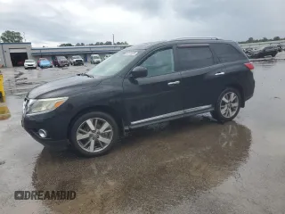2013 Nissan Pathfinder SV with VIN 5N1AR2MM0DC677861, listed as a Copart auction lot 54373235 with 114,506 mi miles and Salvage title. Bid and sale history available at DreamBid. Image 1.