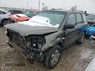 2006 Honda Pilot LX with VIN 5FNYF18156B028682, listed as a Copart auction lot 46190605 with 242,000 mi miles and Salvage Title. Bid and sale history available at carsss.com. Image 1.