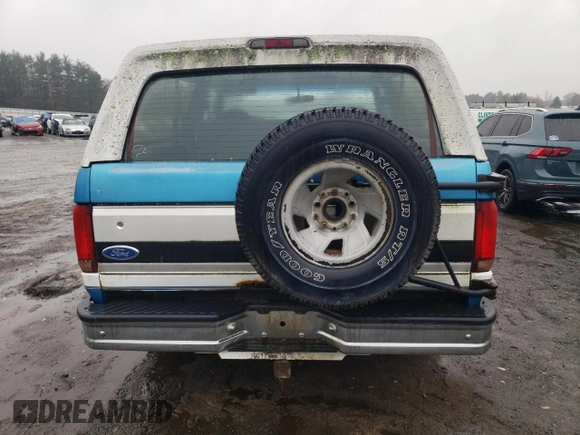 1994 Ford Bronco Custom with VIN 1FMEU15H9RLB43857, listed as a Copart auction lot 83356564 with 176,648 mi miles and Clean Title. Bid and sale history available at DreamBid. Image 6.