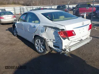 2009 Lexus ES 350 with VIN JTHBJ46G592308458, listed as a IAAI auction lot 41857896 with 209,754 mi miles. Bid and sale history available at carsss.com. Image 3.